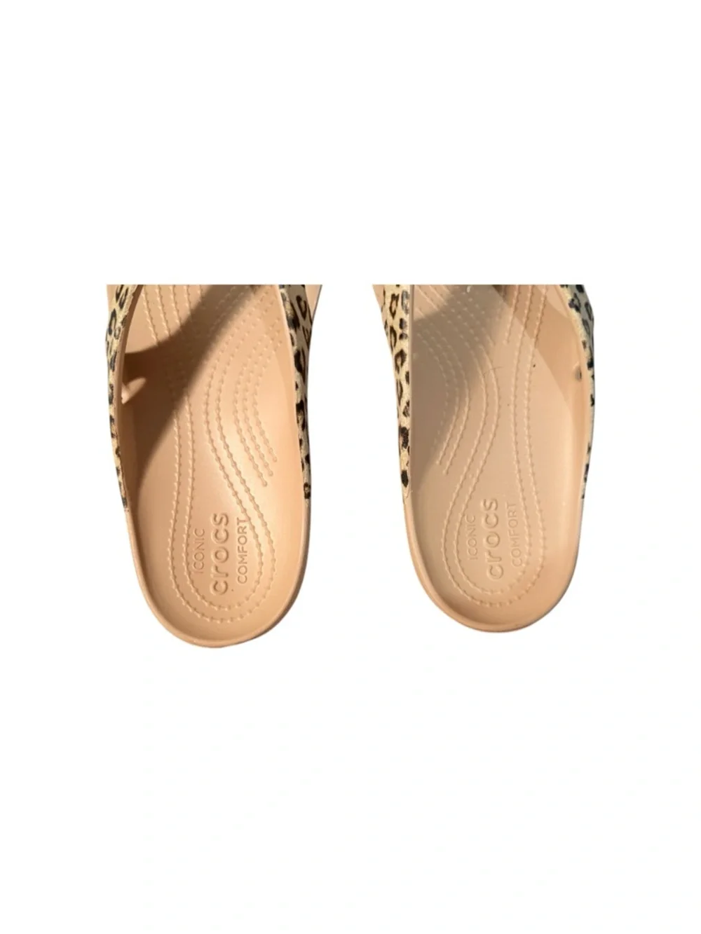 Croc’s Women’s Kadee 11 Leopard Print Flip Flop - Picture 6 of 7